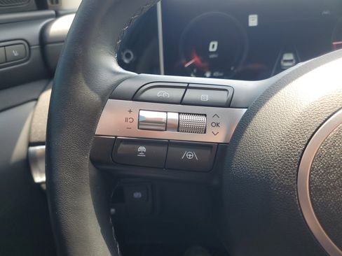 Used 2025 Hyundai Tucson Limited FWD image 22