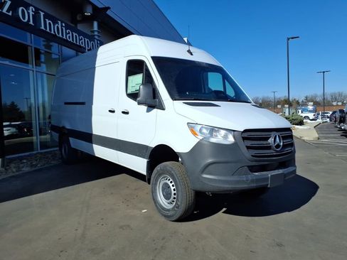 New 2026 Mercedes-Benz Sprinter 2500 image 8
