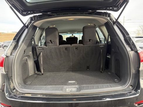 Used 2016 Nissan Pathfinder S image 7
