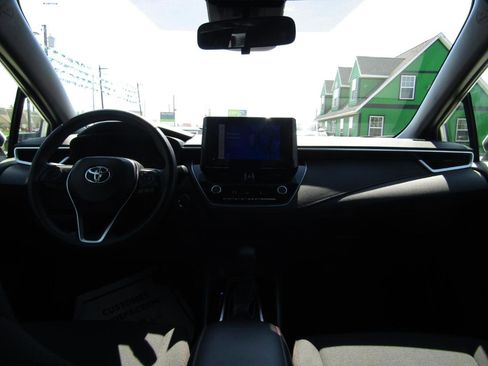 Used 2023 Toyota Corolla SE image 13