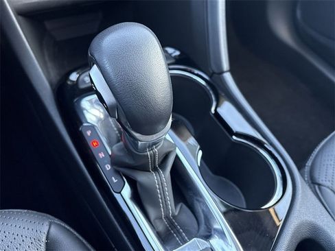 Certified 2023 Buick Encore GX Essence w/ Experience Buick Package image 15