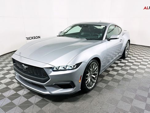 Used 2024 Ford Mustang Premium image 7