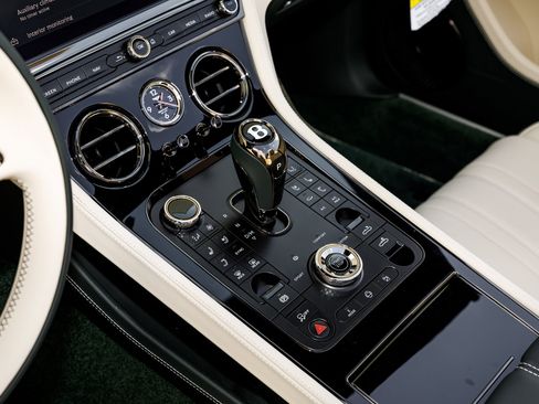 New 2026 Bentley Continental GTC image 21