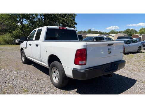 Used 2018 RAM 1500 Tradesman AWD/4WD image 4