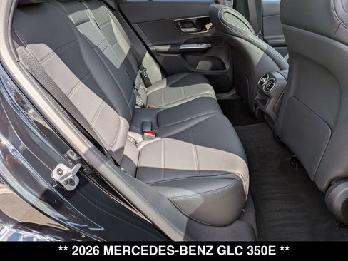 Used 2026 Mercedes-Benz GLC 350e 4MATIC image 27