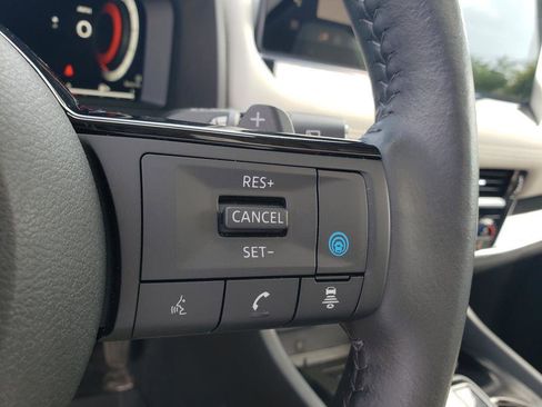 Certified 2024 Nissan Rogue SL w/ SL Premium Package image 31