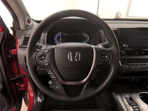 Used 2021 Honda Ridgeline Sport image 16