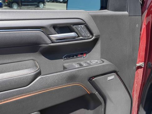 Used 2023 GMC Sierra 1500 AT4 w/ AT4 Preferred Package AWD/4WD image 28