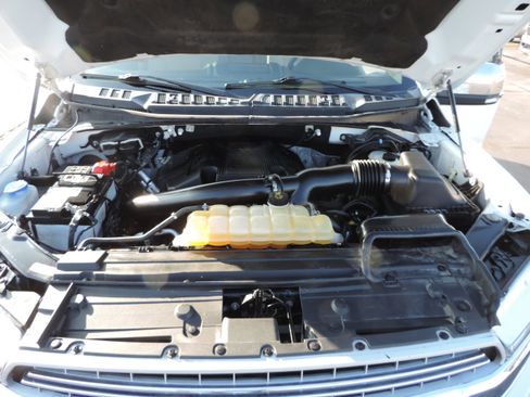 Used 2018 Ford F150 Lariat w/ Equipment Group 502A Luxury image 23