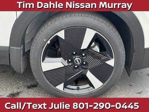 Used 2025 Nissan Kicks SR AWD/4WD image 14