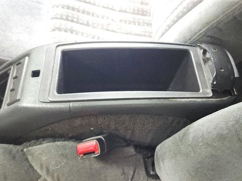 Used 2001 Chevrolet Blazer LS w/ Preferred Equipment Group image 18