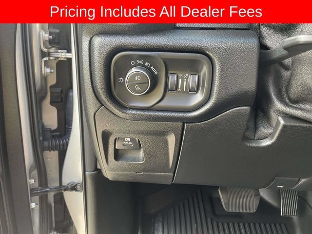 Used 2019 RAM 1500 Rebel AWD/4WD image 23