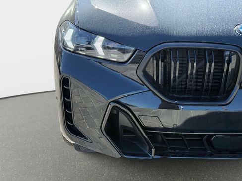 Used 2024 BMW X6 M60i image 10