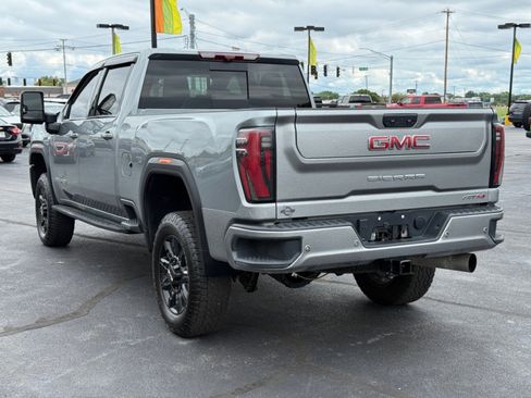 Used 2024 GMC Sierra 2500 AT4 w/ AT4 Premium Plus Package image 6