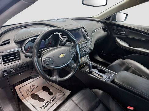 Used 2016 Chevrolet Impala LT w/ Leather Package FWD image 9