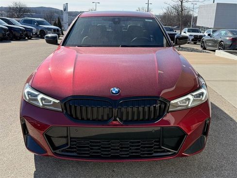 Certified 2025 BMW 330i xDrive Sedan w/ M Sport Package image 9