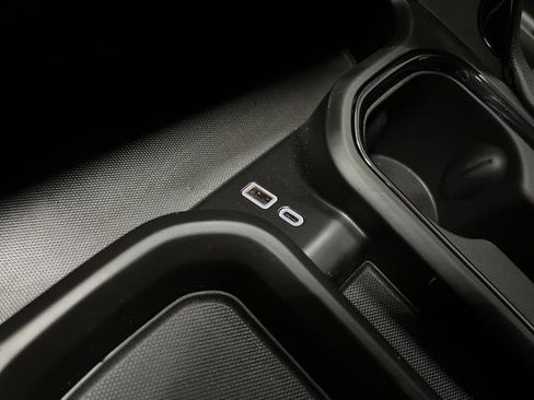 Used 2025 GMC Sierra 3500 AT4 w/ AT4 Premium Plus Package image 26