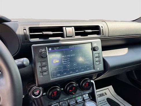 Used 2024 Toyota GR86 TRUENO Edition image 14