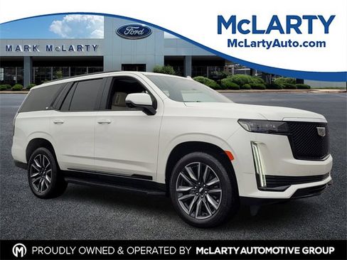 Used 2021 Cadillac Escalade Sport image 1