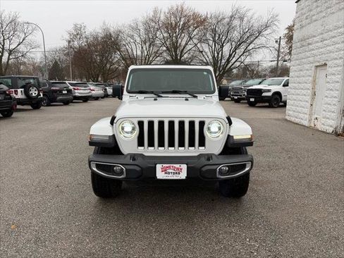 Certified 2019 Jeep Wrangler Unlimited Sahara image 2