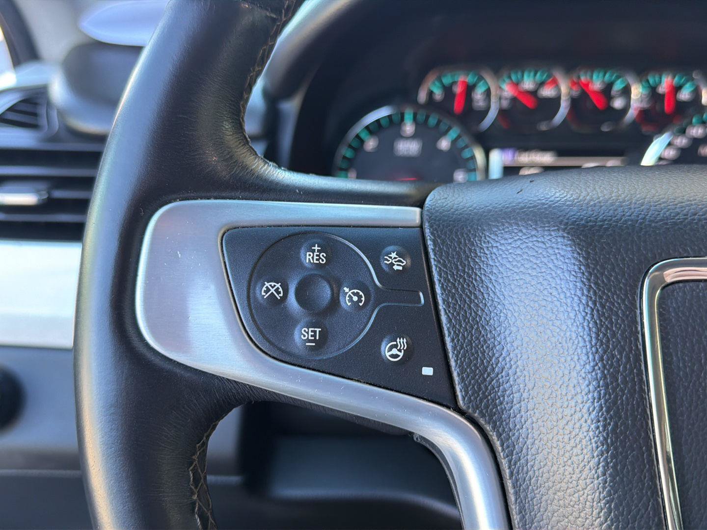 Used 2017 GMC Yukon SLT RWD image 23