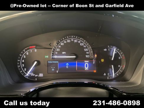 Used 2017 Cadillac XT5 Luxury w/ Driver Awareness Package AWD/4WD image 21