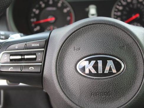 Used 2021 Kia Stinger GT1 RWD image 23