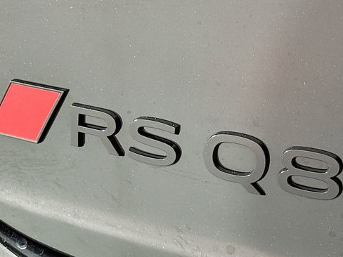 New 2026 Audi RS Q8 performance image 10