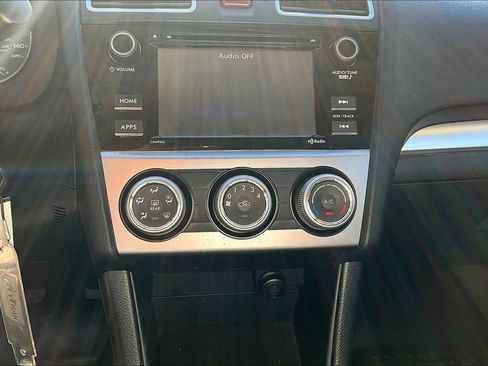 Used 2017 Subaru Crosstrek 2.0i Premium AWD/4WD image 11