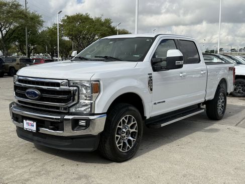Used 2020 Ford F250 Lariat w/ Lariat Value Package image 9