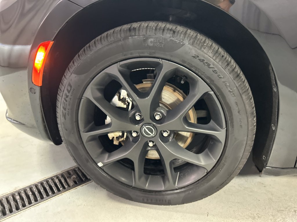 Used 2026 Chrysler Pacifica Select w/ S Appearance Package FWD image 9