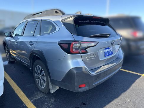 Used 2025 Subaru Outback Premium w/ Popular Package #1A AWD/4WD image 4
