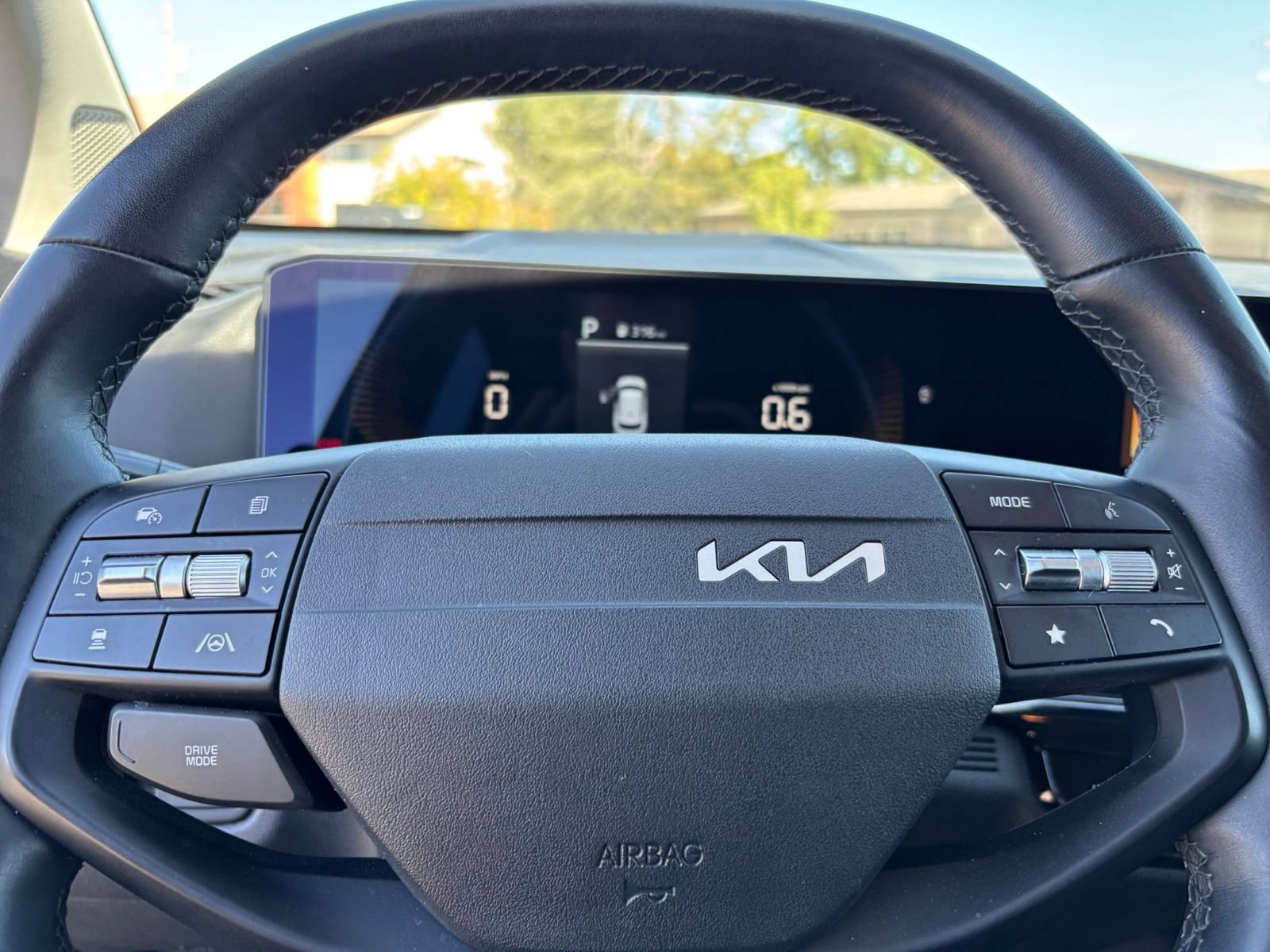 Used 2026 Kia Sportage LX FWD image 27
