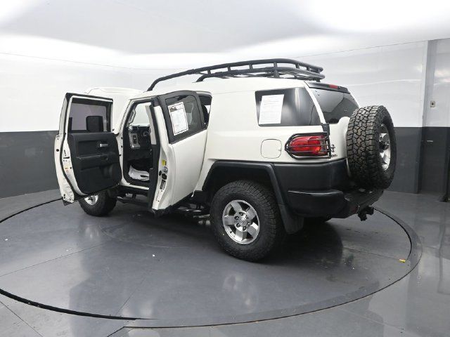 Used 2010 Toyota FJ Cruiser 4WD w/ Convenience Pkg image 37