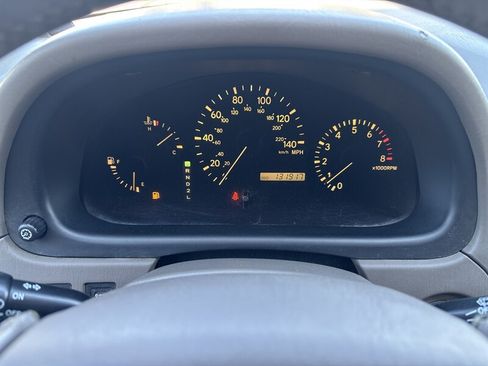 Used 2000 Lexus RX 300 4WD w/ Premium Pkg image 37