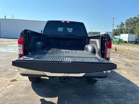 Used 2024 RAM 2500 Big Horn AWD/4WD image 18