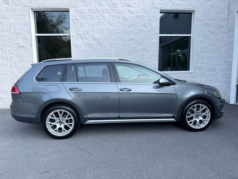 Used 2018 Volkswagen Golf Alltrack S AWD/4WD image 30