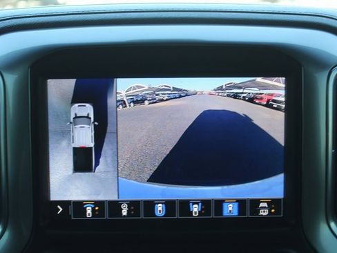 Used 2020 Chevrolet Silverado 2500 LTZ w/ LTZ Texas Edition image 38