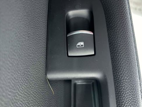 Used 2024 Alfa Romeo Stelvio Veloce image 34