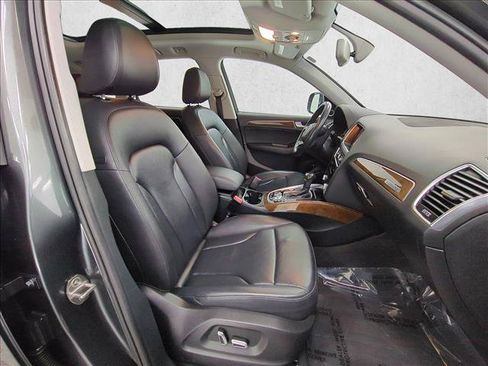 Used 2017 Audi Q5 2.0T Premium Plus AWD/4WD image 25