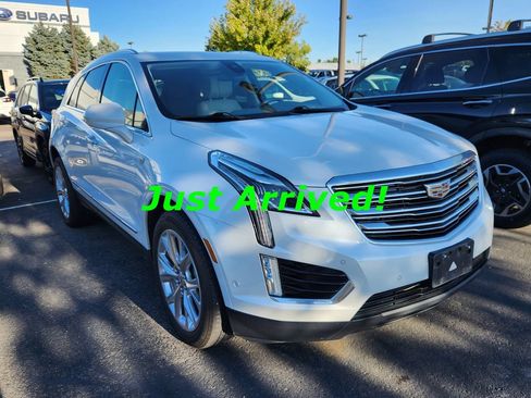 Used 2019 Cadillac XT5 Premium Luxury w/ Driver Assist Package AWD/4WD image 2