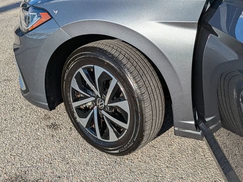 Used 2026 Volkswagen Jetta S FWD image 32