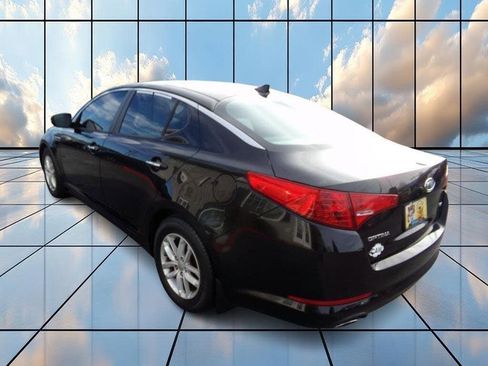 Used 2012 Kia Optima LX w/ Convenience Pkg image 4