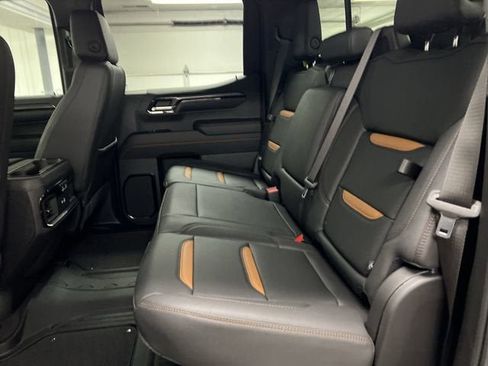 Certified 2023 GMC Sierra 1500 AT4 w/ AT4 Preferred Package AWD/4WD image 26