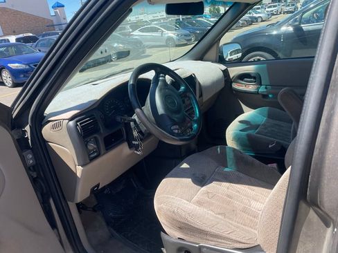 Used 2004 Pontiac Montana Extended w/ Convenience Package #2 FWD image 17