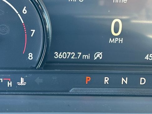 Used 2022 Lincoln Corsair AWD w/ Premium Package image 17