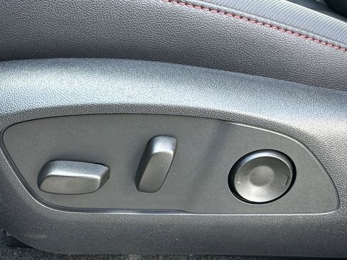 New 2026 Chevrolet Traverse Z71 image 10