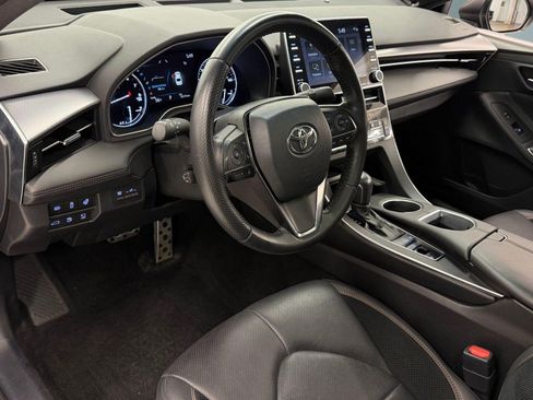 Used 2022 Toyota Avalon Touring w/ Advanced Safety Package FWD image 3