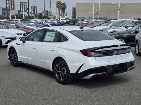New 2025 Hyundai Sonata SEL image 9