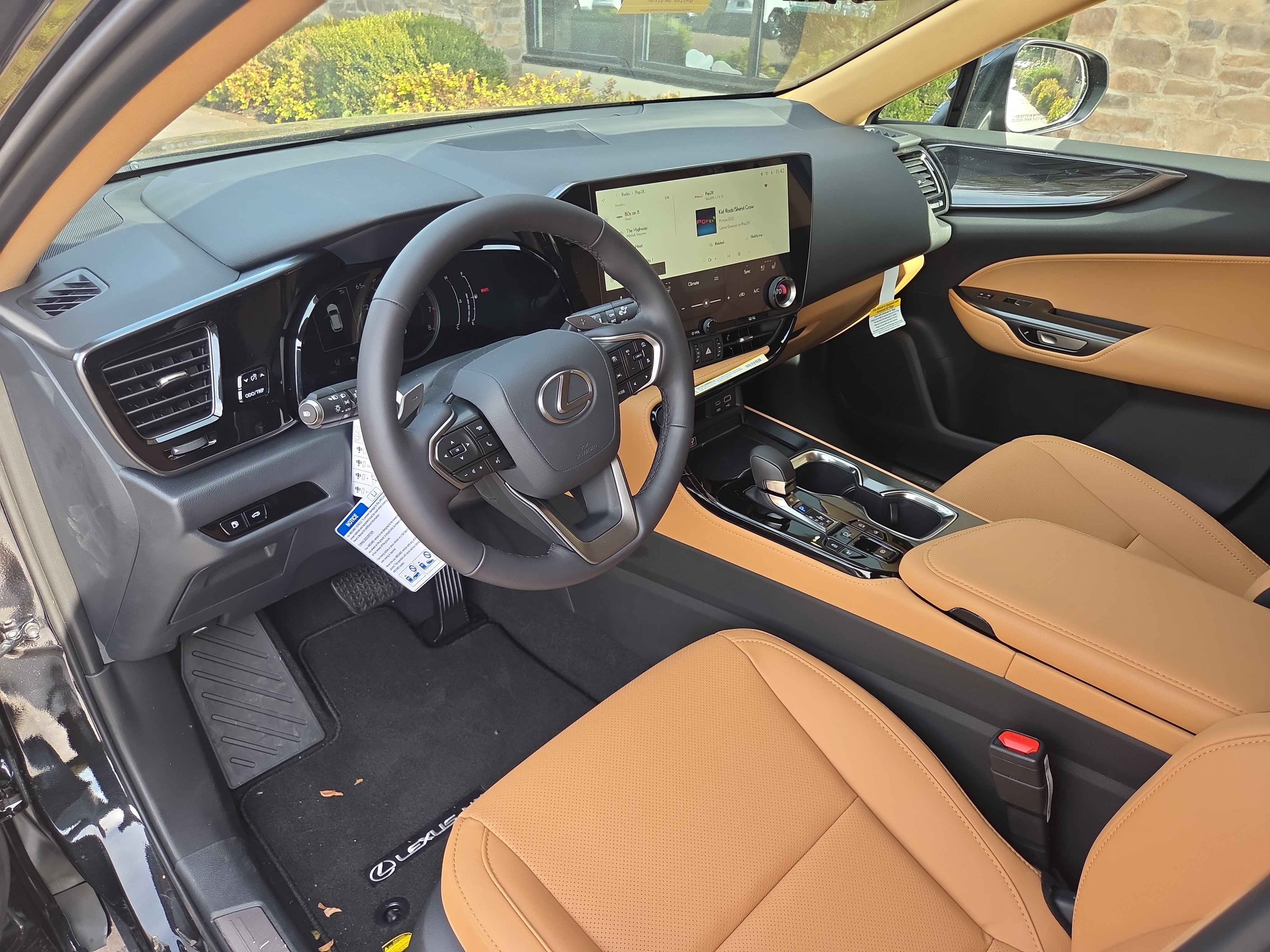 New 2026 Lexus NX 350 AWD w/ Accessory Package (2T) image 9
